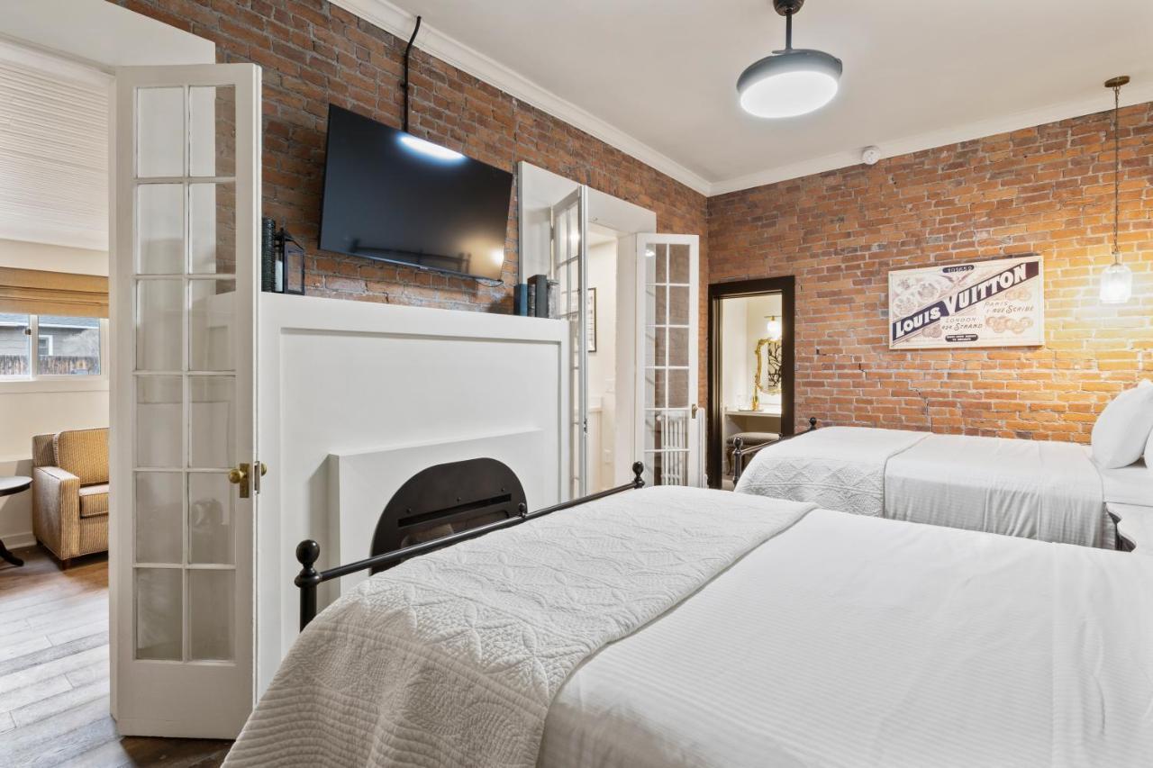 Bespoke Inn Флагстафф Экстерьер фото