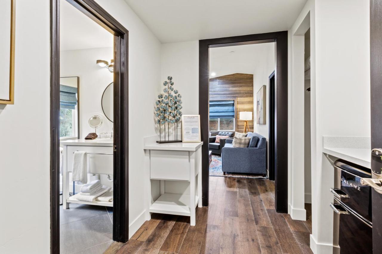 Bespoke Inn Флагстафф Экстерьер фото