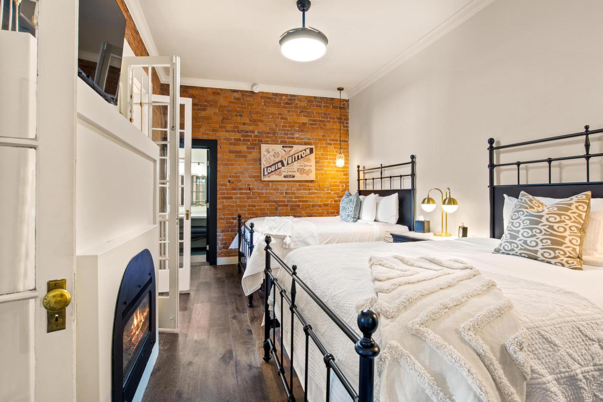 Bespoke Inn Флагстафф Экстерьер фото