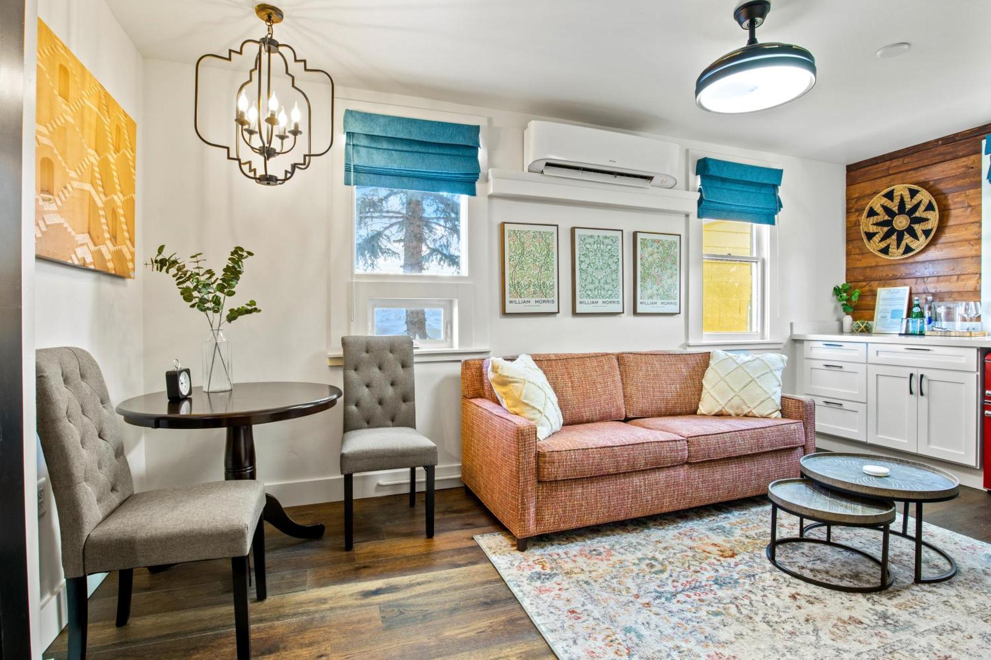 Bespoke Inn Флагстафф Экстерьер фото